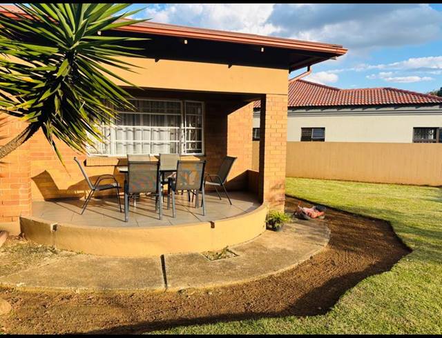 3 BEDROOM HOUSE FOR SALE IN VANDERBIJLPARK CW 6